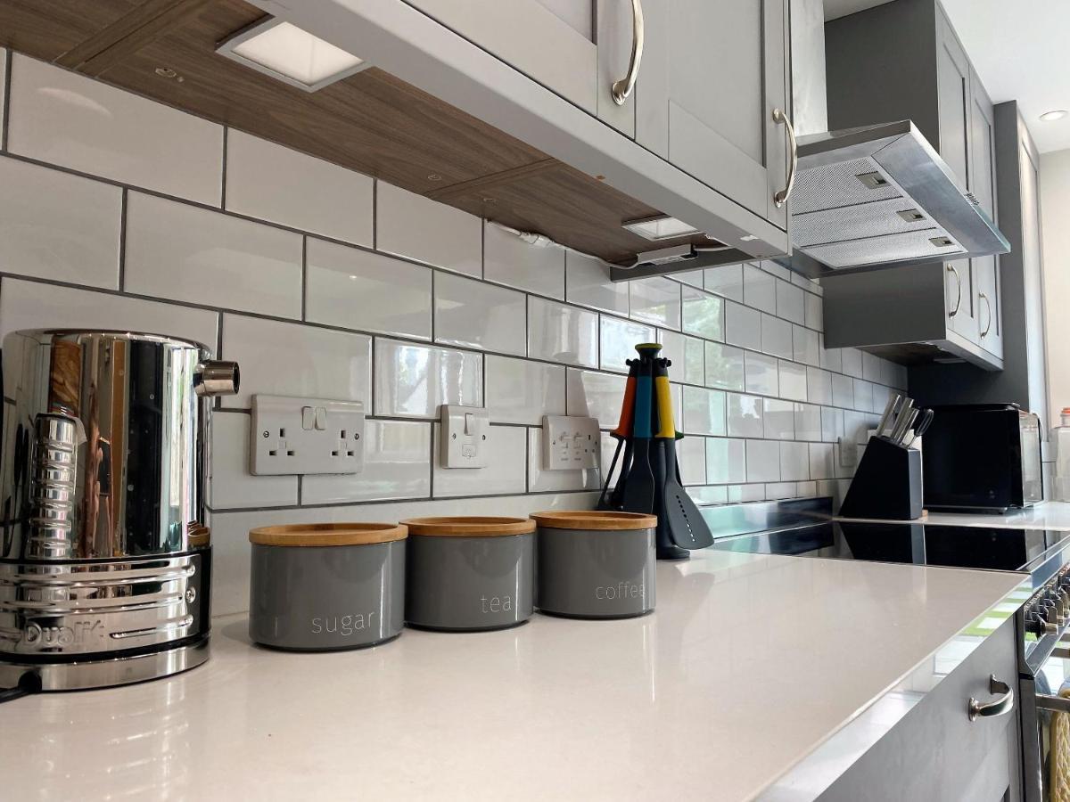 Superb Townhouse Near Vibrant Gloucester Road Bristol Zewnętrze zdjęcie