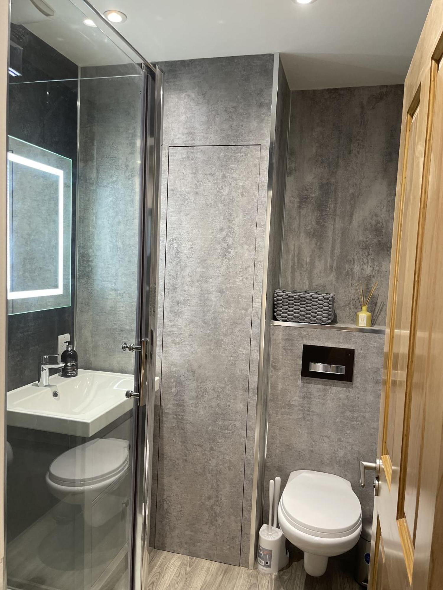 Superb Townhouse Near Vibrant Gloucester Road Bristol Zewnętrze zdjęcie